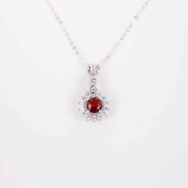จี้เพชร Ruby Infinity สีแดง พร้อมสร้อย ฟรี